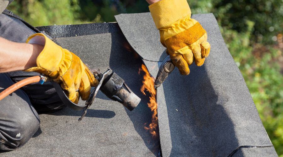 Professional residential roofers in Pecatonica, IL